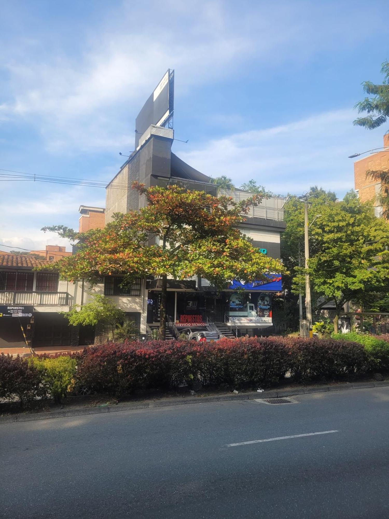 Hotel Med 33 메딜린 외부 사진